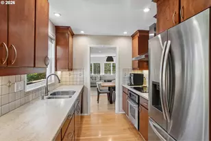 1432 Greentree Cir, Lake Oswego, OR 97034 - Photo 10