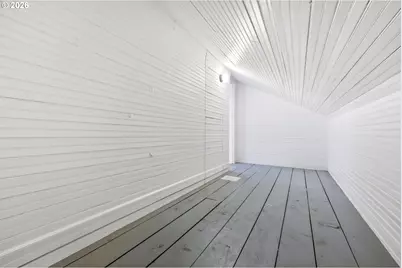 6104 SE Francis St, Portland, OR 97206 - Photo 28