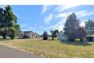 32153 Goddard Ln, Cottage Grove, OR 97424 - Photo 2