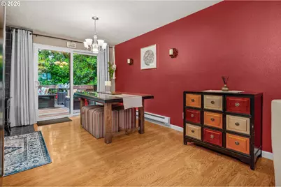 4941 SW Comus St, Portland, OR 97219 - Photo 8