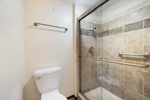 3463 W 25th Ave, Eugene, OR 97405 - Photo 20