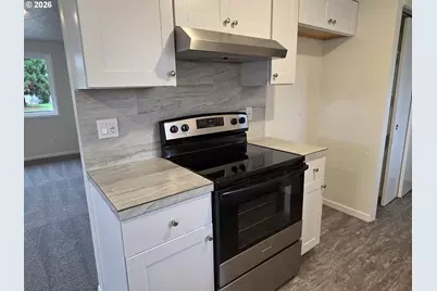 432 SW Diane St, Castle Rock, WA 98611 - Photo 6