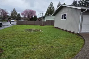 432 SW Diane St, Castle Rock, WA 98611 - Photo 2