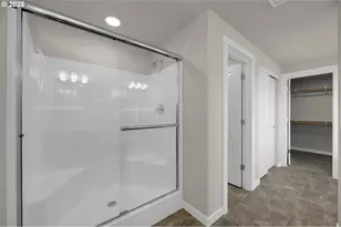 5679 Magnificence Wy, Eugene, OR 97402 - Photo 34