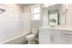 9410 N Saint Louis Ave, Portland, OR 97203 - Photo 16