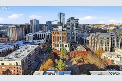 922 NW 11th Ave #305, Portland, OR 97209 - Photo 30