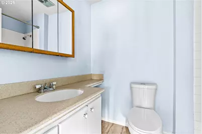 2248 La Canada Dr, Roseburg, OR 97471 - Photo 12