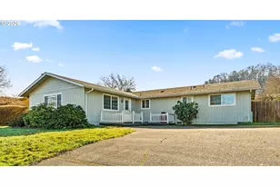 2248 La Canada Dr, Roseburg, OR 97471 - Photo 1