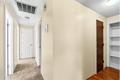 2248 La Canada Dr, Roseburg, OR 97471 - Photo 10