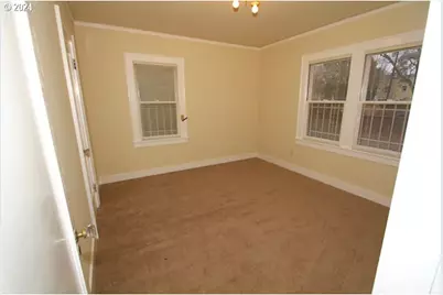 2223 NE 9th Ave, Portland, OR 97212 - Photo 10