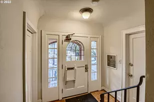 2223 NE 9th Ave, Portland, OR 97212 - Photo 4