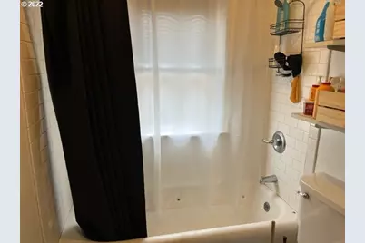 2223 NE 9th Ave, Portland, OR 97212 - Photo 8