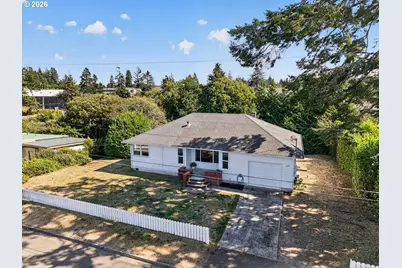 1751 Milligan Ave, Coos Bay, OR 97420 - Photo 2
