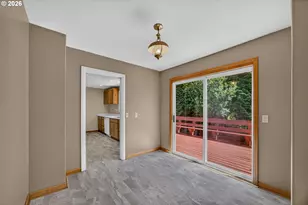 1751 Milligan Ave, Coos Bay, OR 97420 - Photo 18