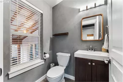 913 W Y St, Washougal, WA 98671 - Photo 24