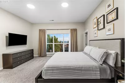 913 W Y St, Washougal, WA 98671 - Photo 26