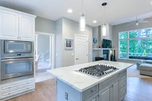 22765 SW Miami Dr, Tualatin, OR 97062 - Photo 10