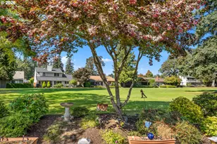 15725 SW Oakhill Ln, Portland, OR 97224 - Photo 30