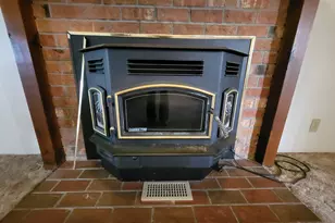 4498 Marcum Ln, Eugene, OR 97402 - Photo 4