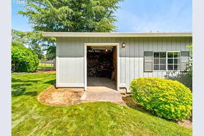 12439 SE Ashley St, Clackamas, OR 97015 - Photo 38