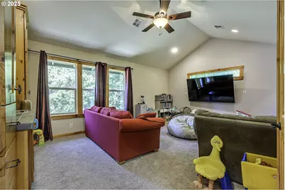 845 NE 67th Ave, Hillsboro, OR 97124 - Photo 26