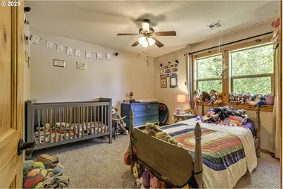 845 NE 67th Ave, Hillsboro, OR 97124 - Photo 24
