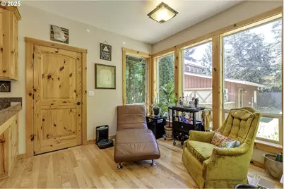 845 NE 67th Ave, Hillsboro, OR 97124 - Photo 16