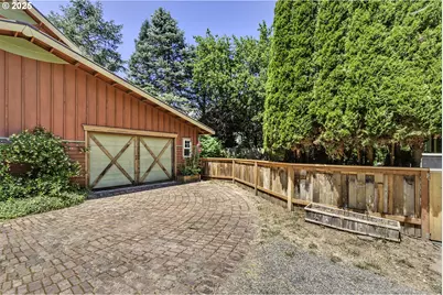 845 NE 67th Ave, Hillsboro, OR 97124 - Photo 34