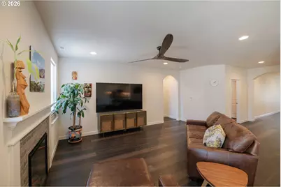 207 Rockcrest Dr, Lowell, OR 97452 - Photo 20