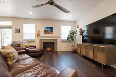 207 Rockcrest Dr, Lowell, OR 97452 - Photo 22