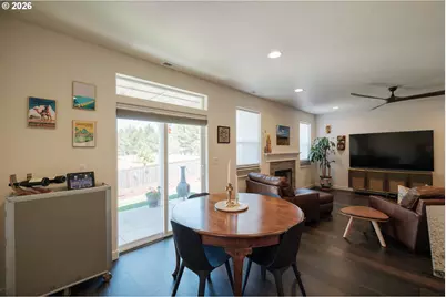 207 Rockcrest Dr, Lowell, OR 97452 - Photo 18