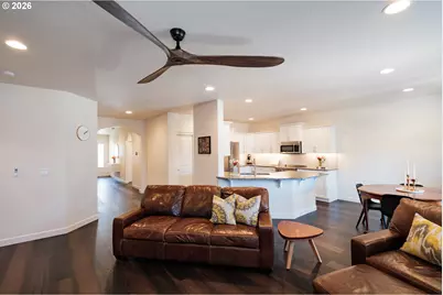 207 Rockcrest Dr, Lowell, OR 97452 - Photo 24