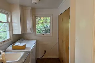 2010 E 26th Ave, Eugene, OR 97403 - Photo 8