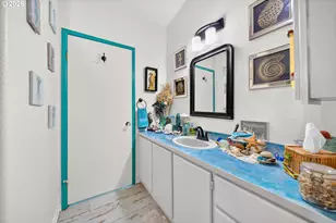 2220 N Lake Rd, Lakeside, OR 97449 - Photo 16