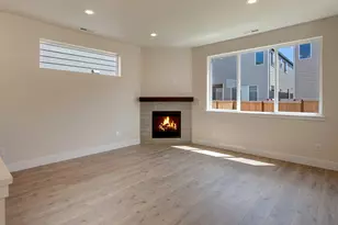 17487 SW Grand Ave, Tigard, OR 97140 - Photo 16