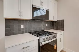 17487 SW Grand Ave, Tigard, OR 97140 - Photo 12