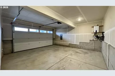 11591 SW Hayrick Ter, Beaverton, OR 97007 - Photo 14