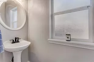 17780 SW 111th Ave, Tualatin, OR 97062 - Photo 14