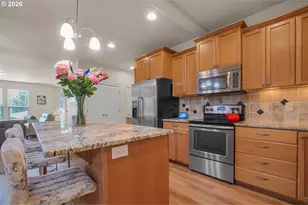 2220 NW 110th Cir, Vancouver, WA 98685 - Photo 8