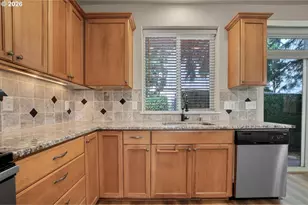 2220 NW 110th Cir, Vancouver, WA 98685 - Photo 12