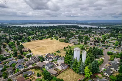 2220 NW 110th Cir, Vancouver, WA 98685 - Photo 32