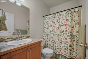 2220 NW 110th Cir, Vancouver, WA 98685 - Photo 14
