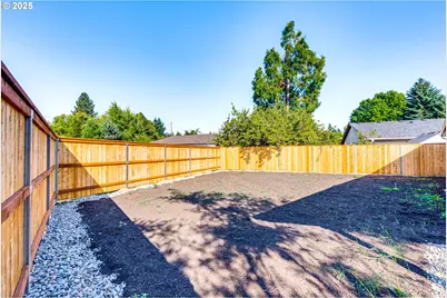 10455 SW Meadow St, Tigard, OR 97223 - Photo 36