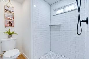 10455 SW Meadow St, Tigard, OR 97223 - Photo 26