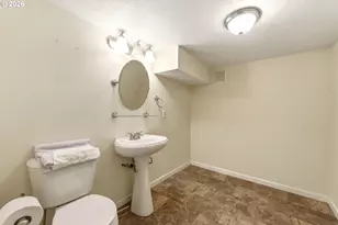 707 Russell St, Milton-Freewater, OR 97862 - Photo 10