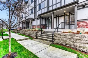 16087 NW Pristine Ln, Portland, OR 97229 - Photo 2