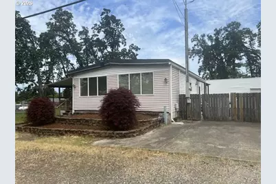 15950 Short Ave, Oregon City, OR 97045 - Photo 2