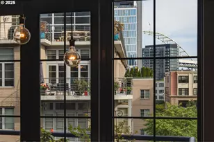 1030 NW 12th Ave, Portland, OR 97209 - Photo 4