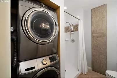 1030 NW 12th Ave #422, Portland, OR 97209 - Photo 22