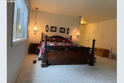 84226 Clear Lake Rd, Florence, OR 97439 - Photo 18